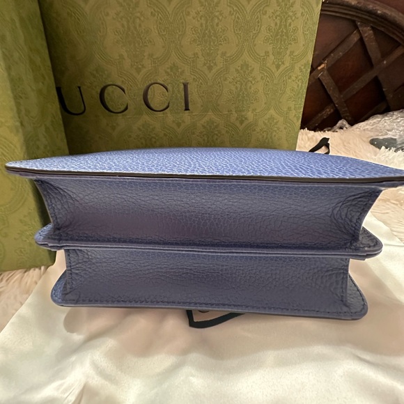 Authentic GUCCI Dollar Calfskin Small Interlocking G Shoulder Bag Caspian NEW - Picture 8 of 11